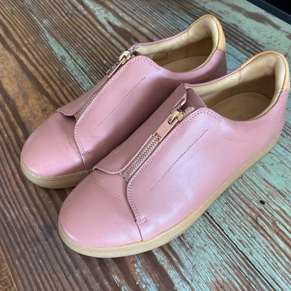 Pairs In Paris Blush Leather Zip Sneakers designed in Paris made in Portugal - Picture 2 of 16